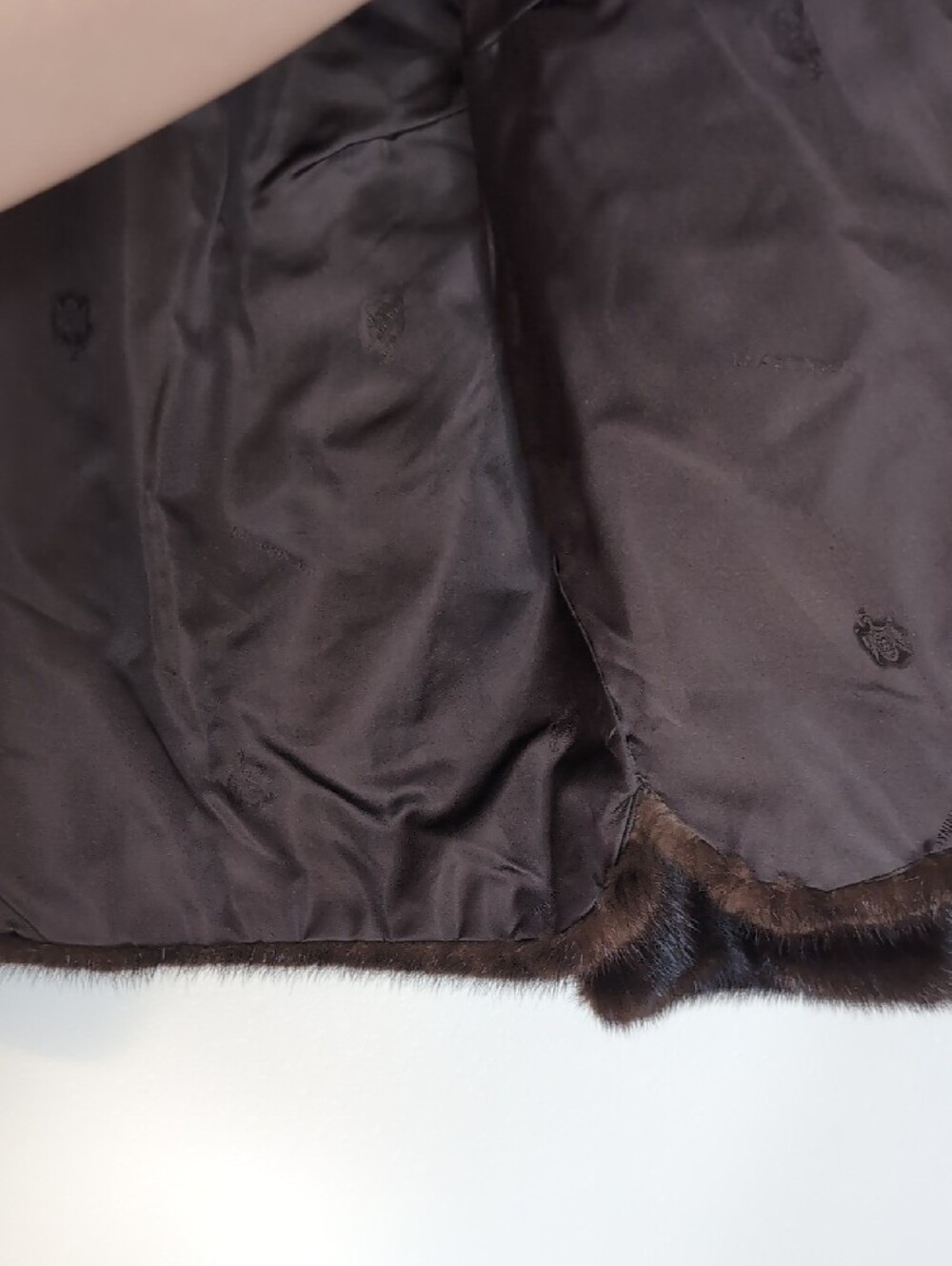 Cropped Fur Jacket - Picture 6 of 10